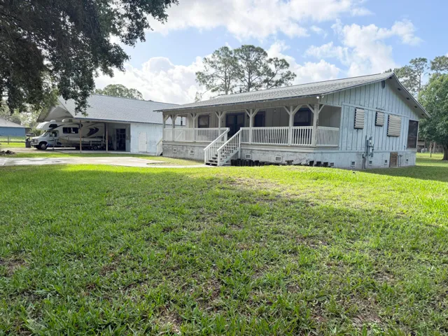 Custom Raised Ranch waiting for YOU!