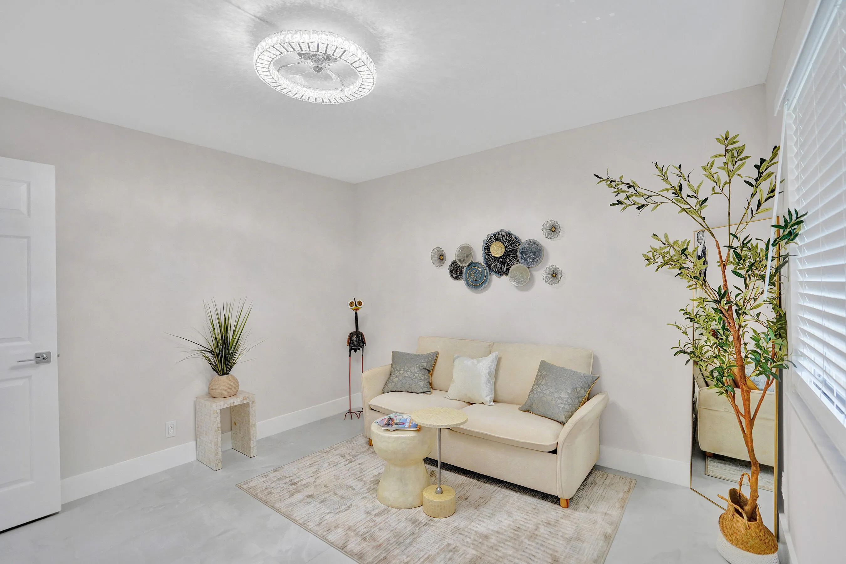 guest bedroom fan light