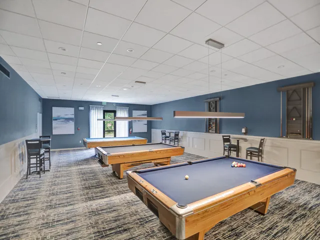 huntington lakes billiards