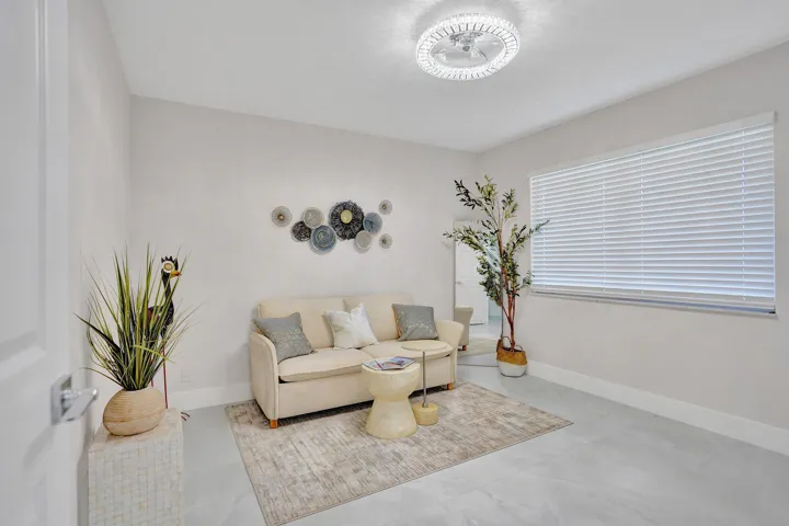 Spacious. Fan light.