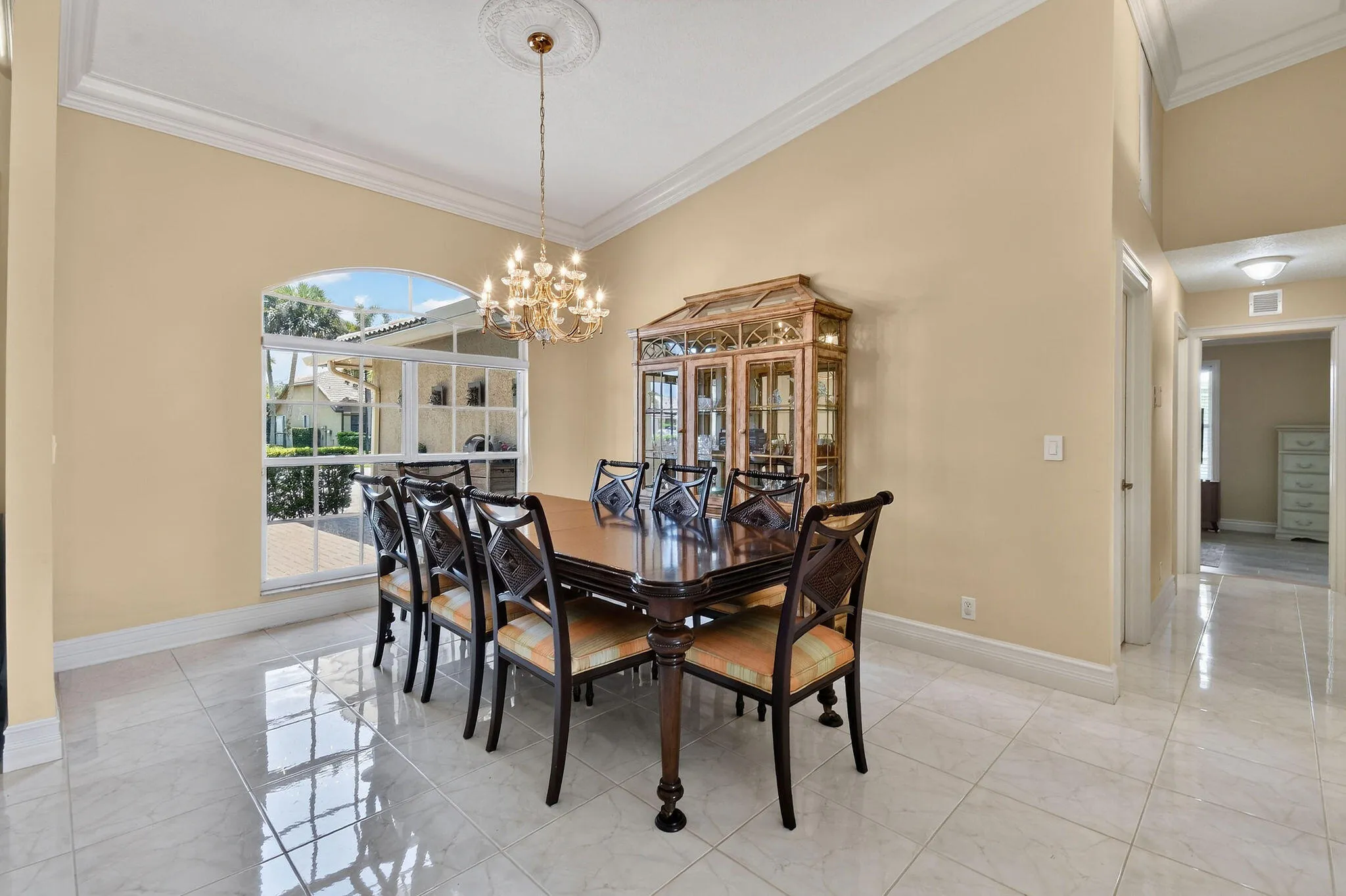 Formal dining