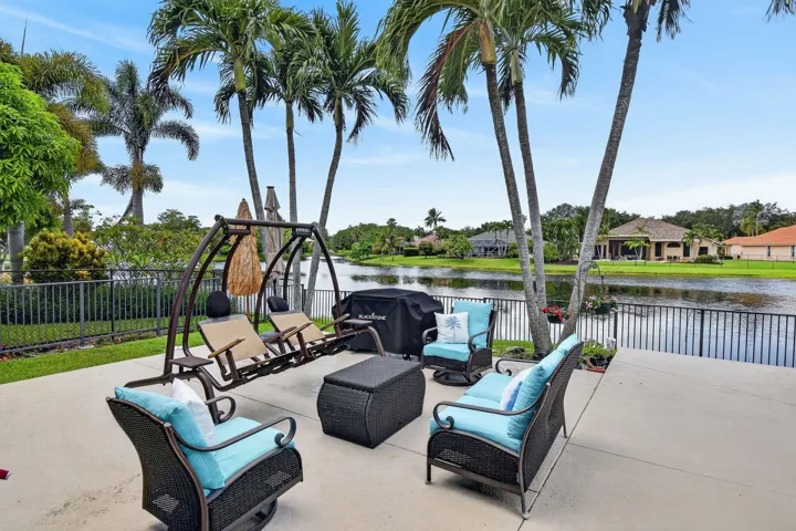 Sitting area by pool