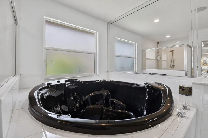 Primary bath with true hot tub.