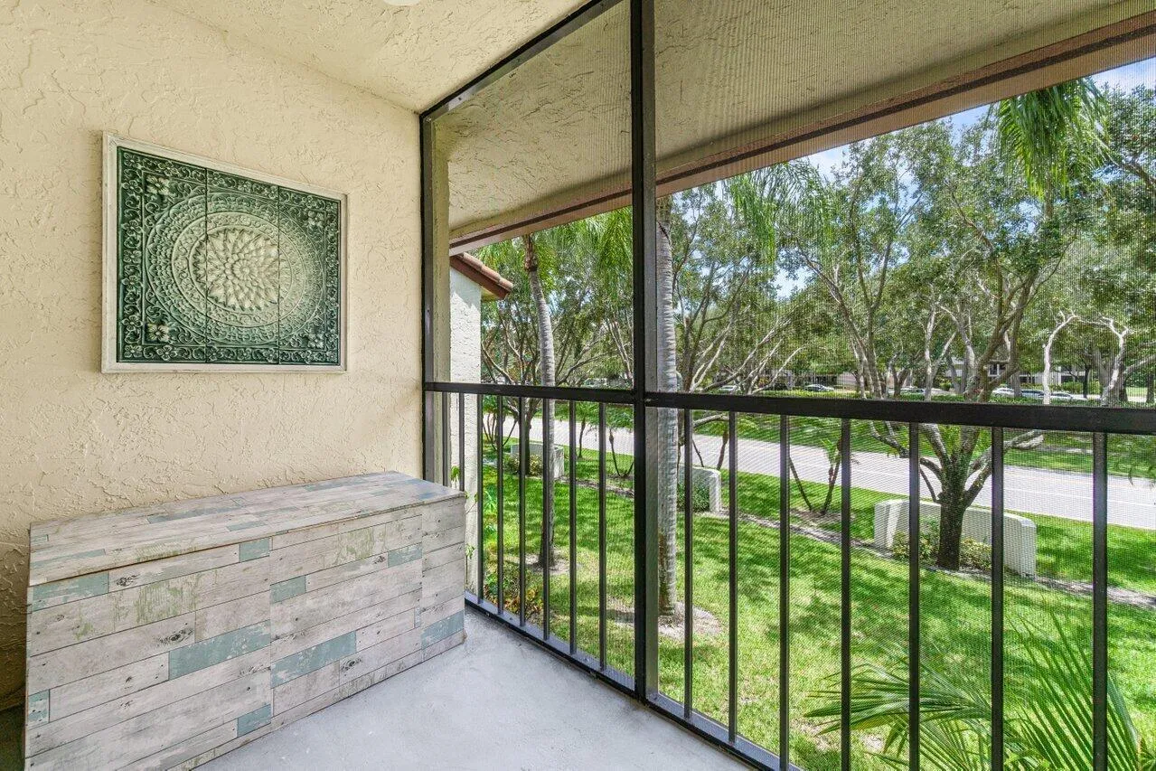 Screened Porch