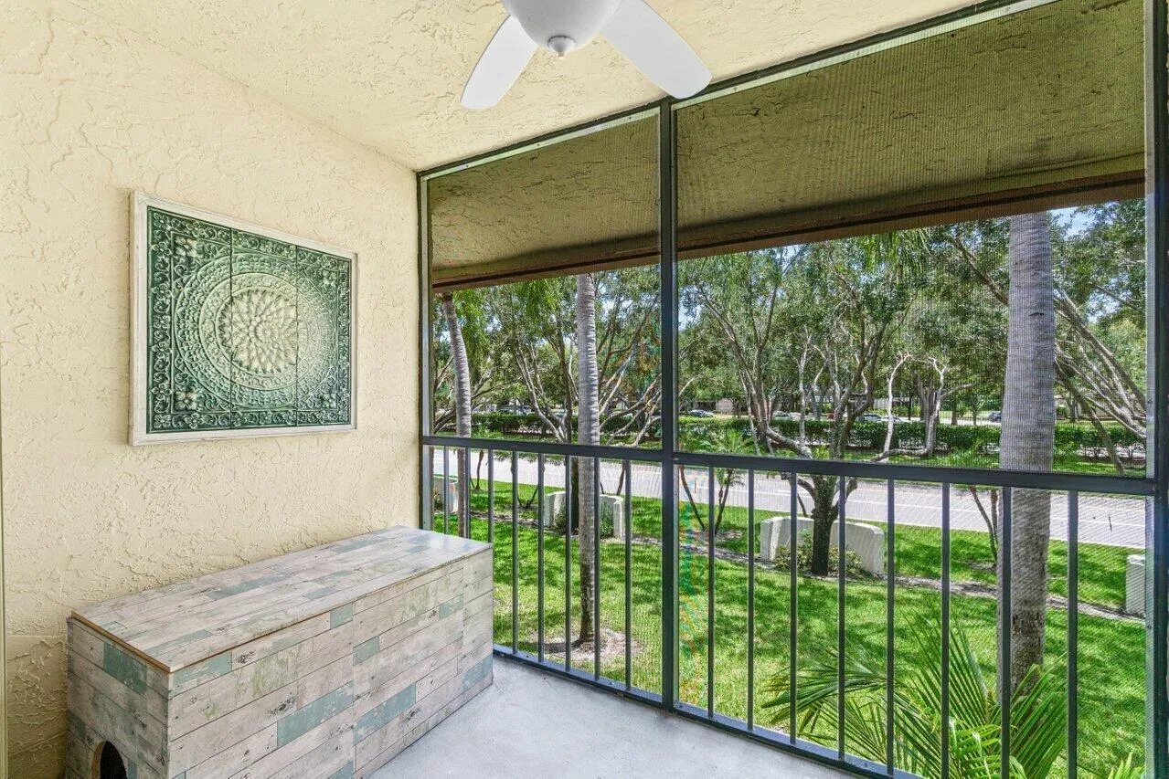 Screened Porch