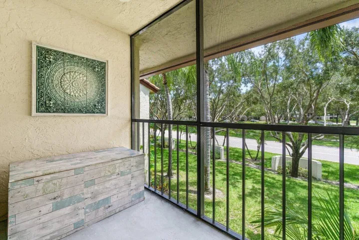 Screened Porch
