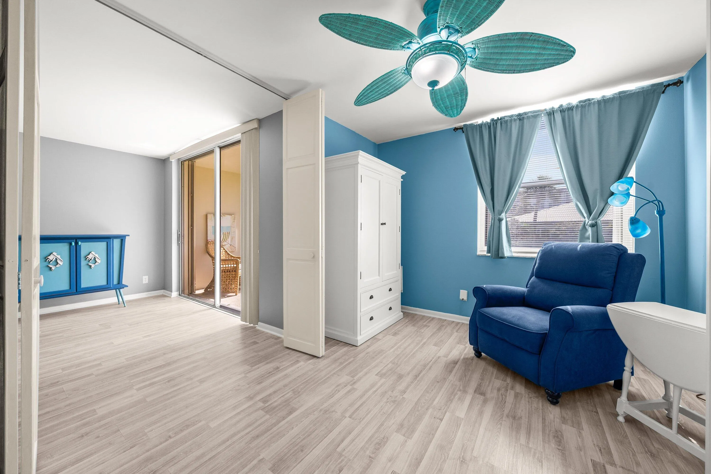 2525 Florida 130