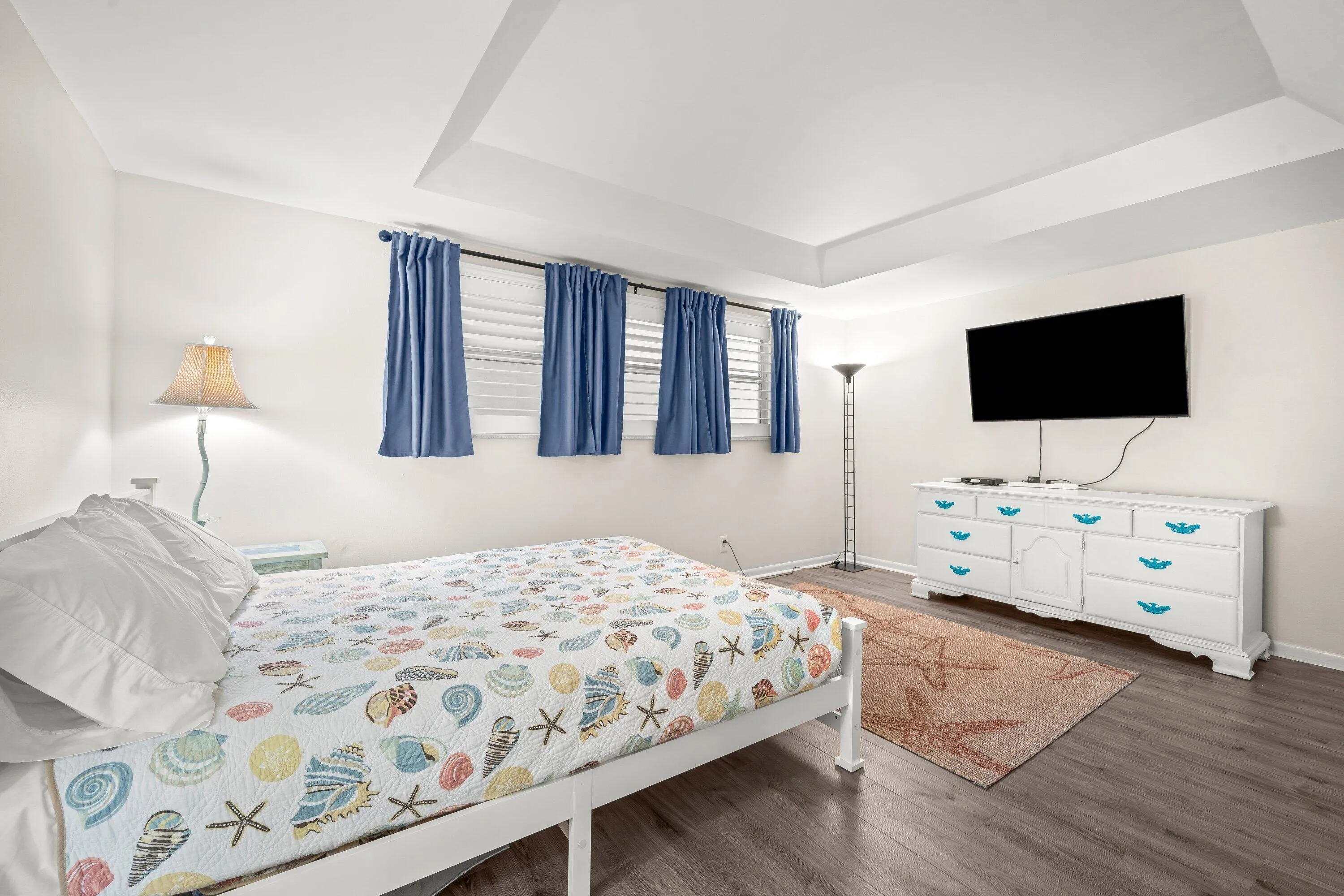 2525 Florida 130