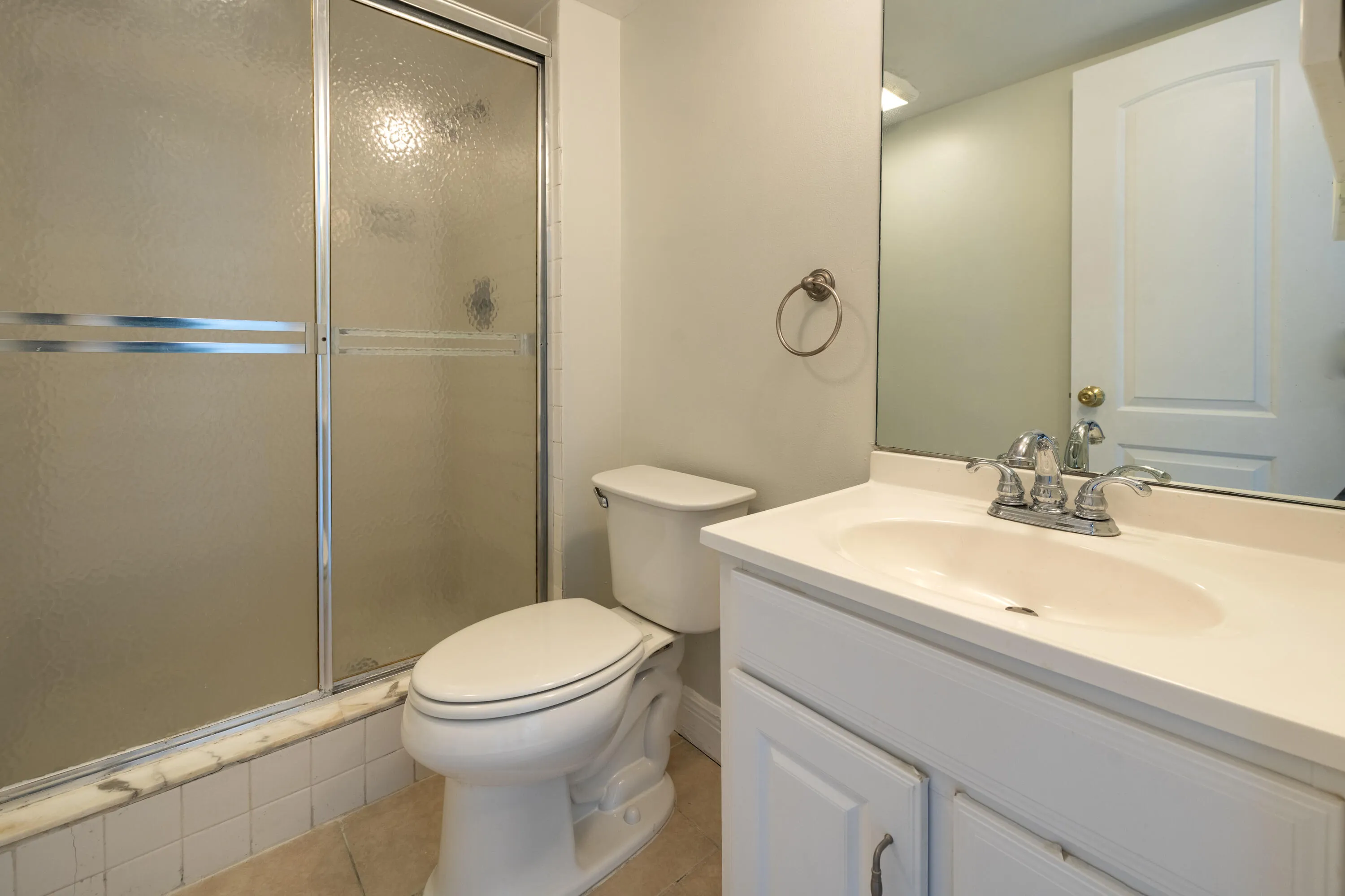 Bath 2 - Shower