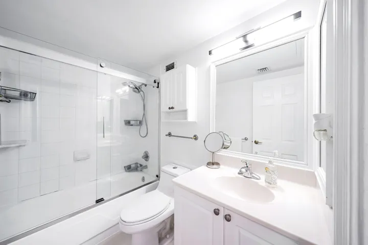 Full Bath