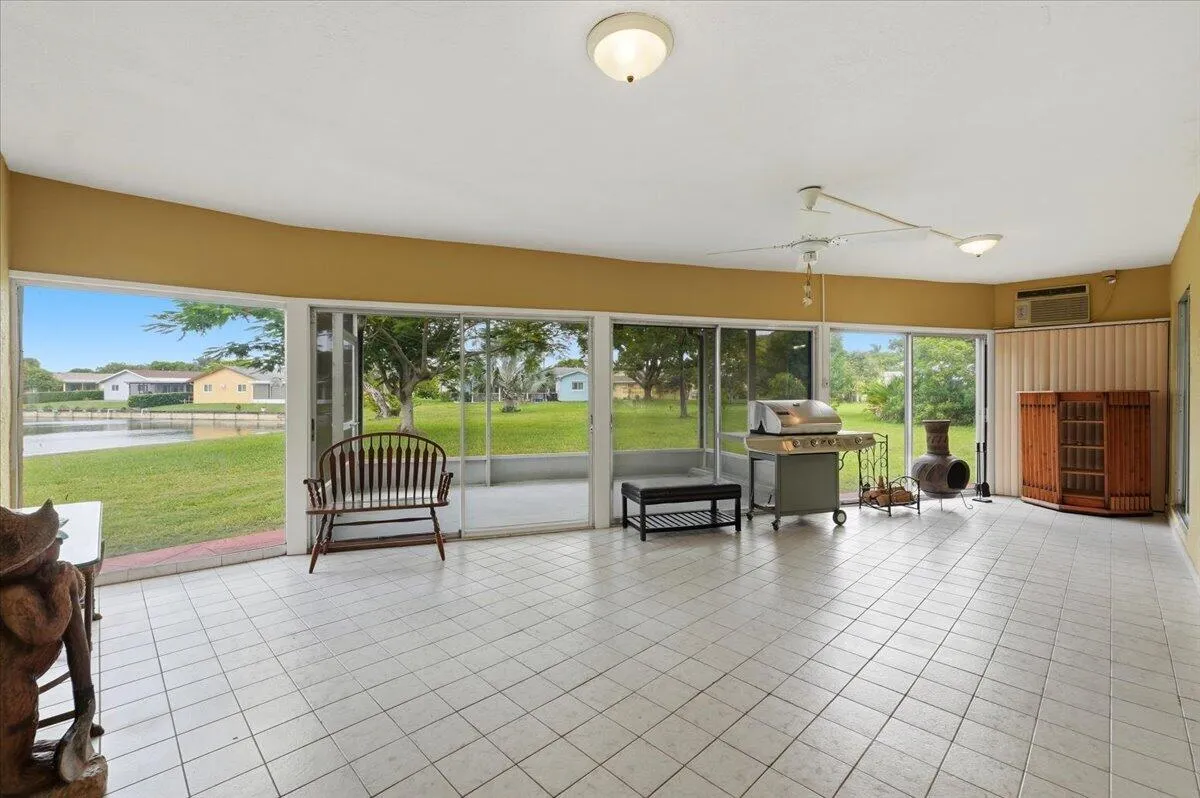 22-Sun Room