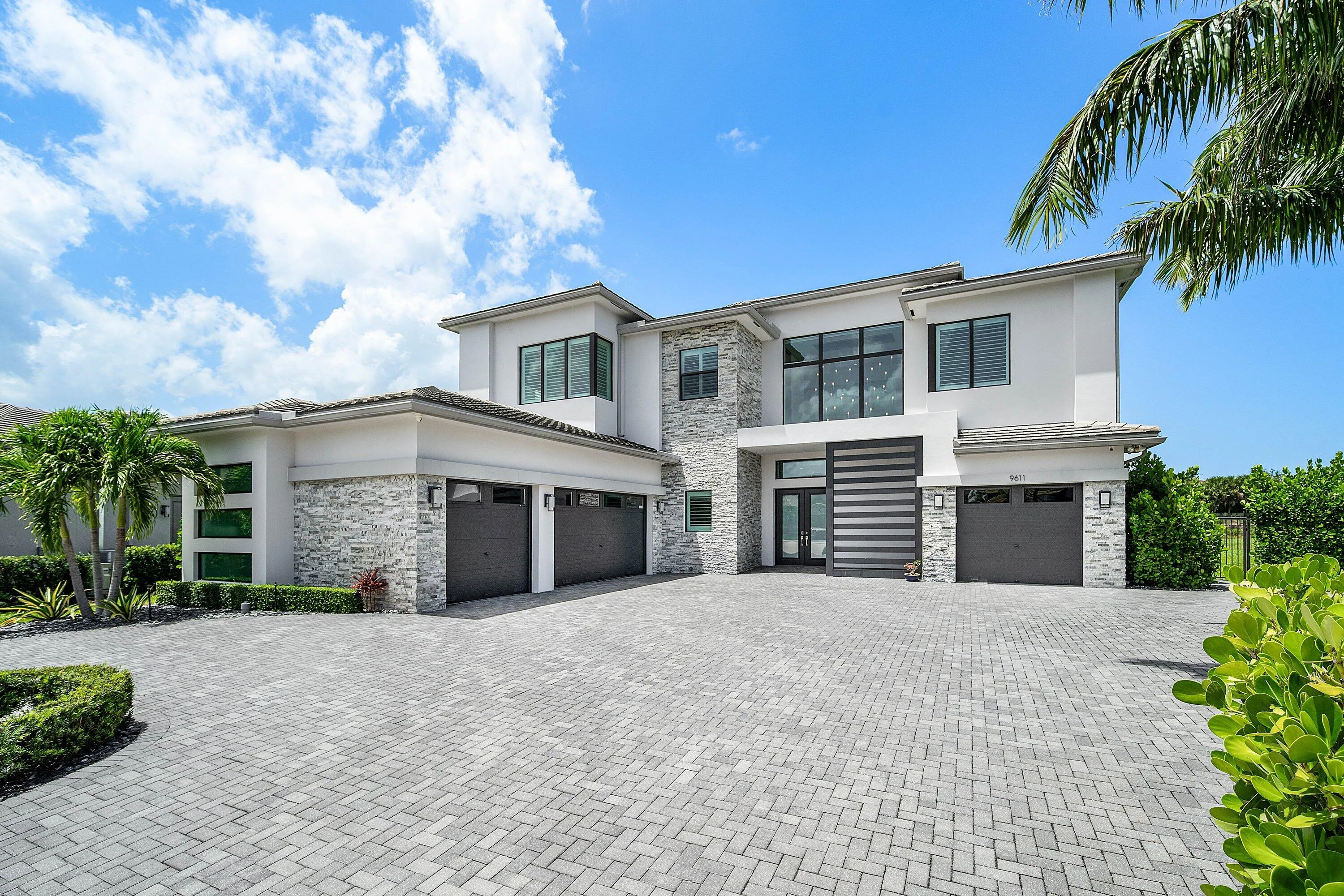 002-9611ChiantiClassicoTerrace-BocaRaton