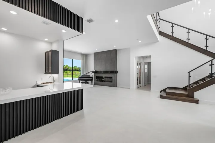 009-9611ChiantiClassicoTerrace-BocaRaton