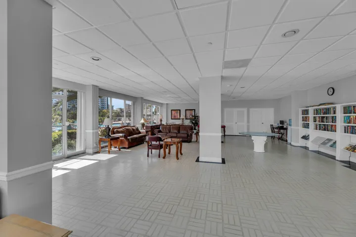 lobby (2)
