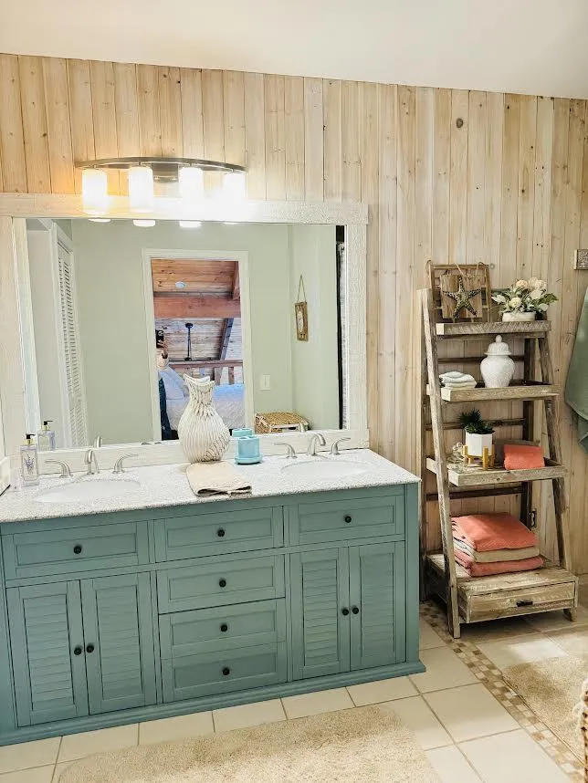 Double vanity