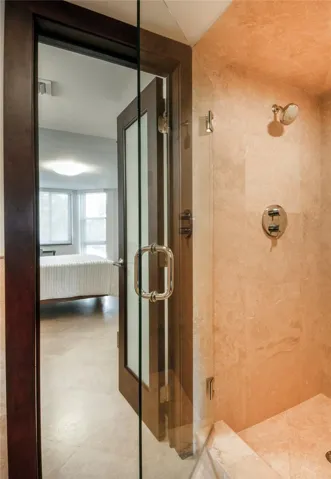 Second bathroom, shared by two bedrooms.