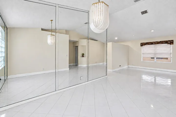 Living Area2