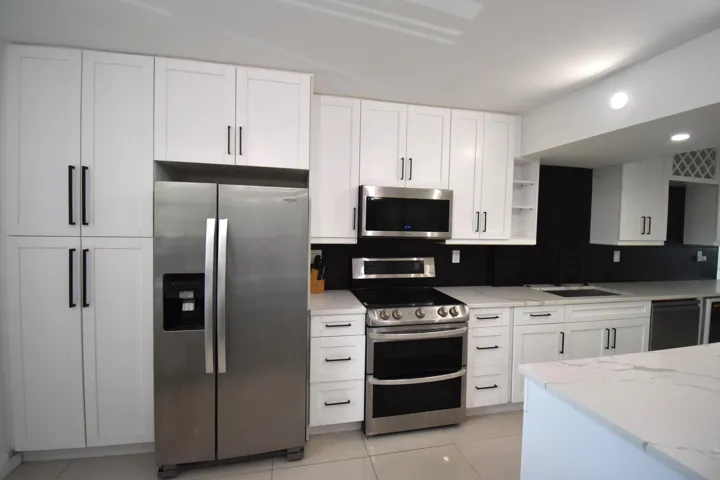 2768 kitchen