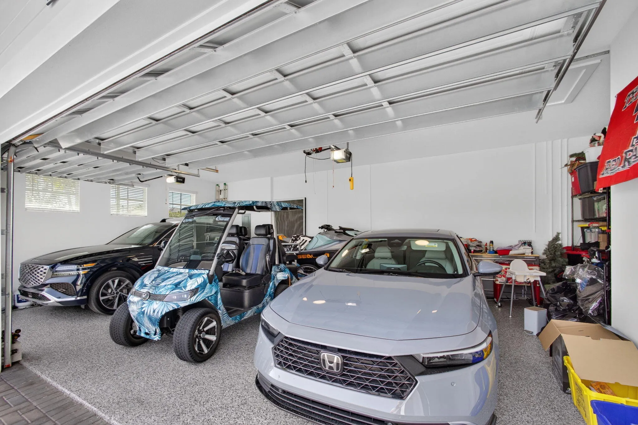 2/3 Car Garage