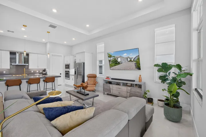 Kitchen & Great Room