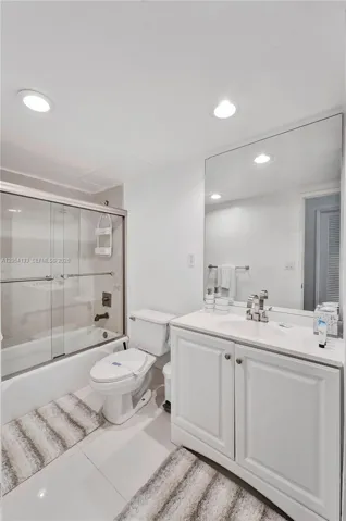 Main bathroom