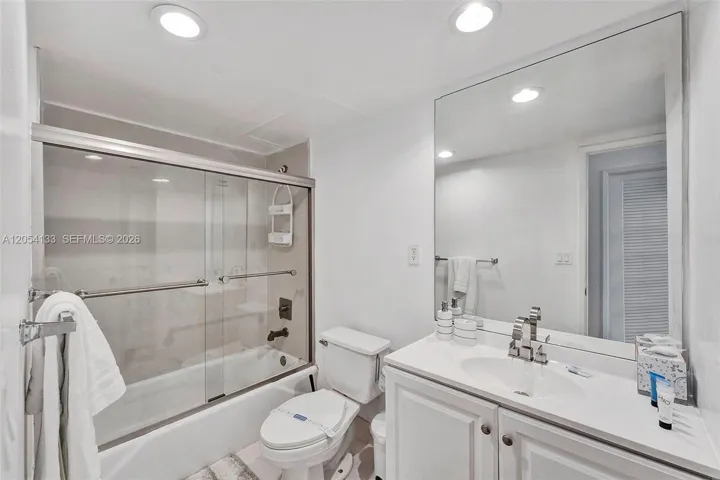 Main bathroom