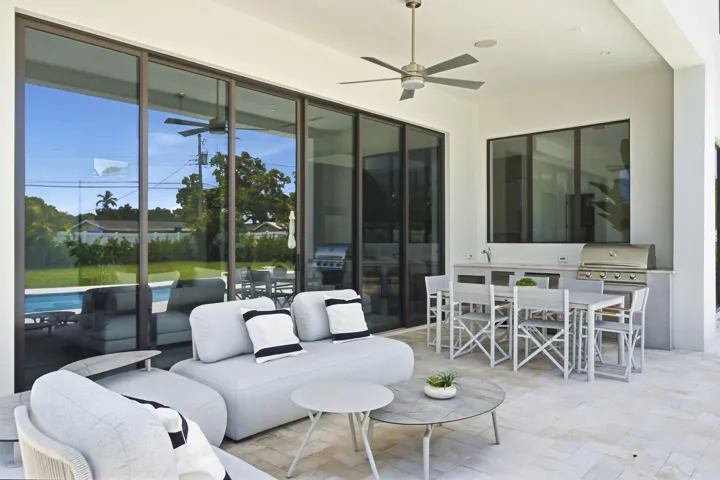 261 NW 8th St Boca Raton FL 41