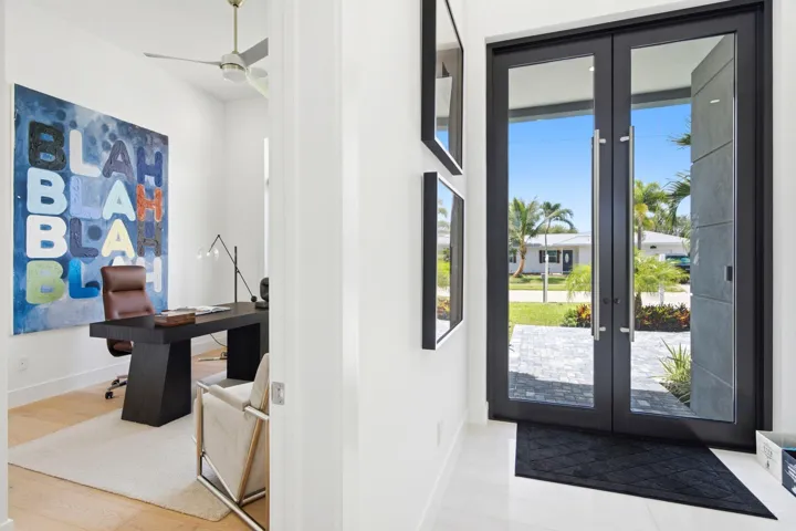 261 NW 8th St Boca Raton FL 01