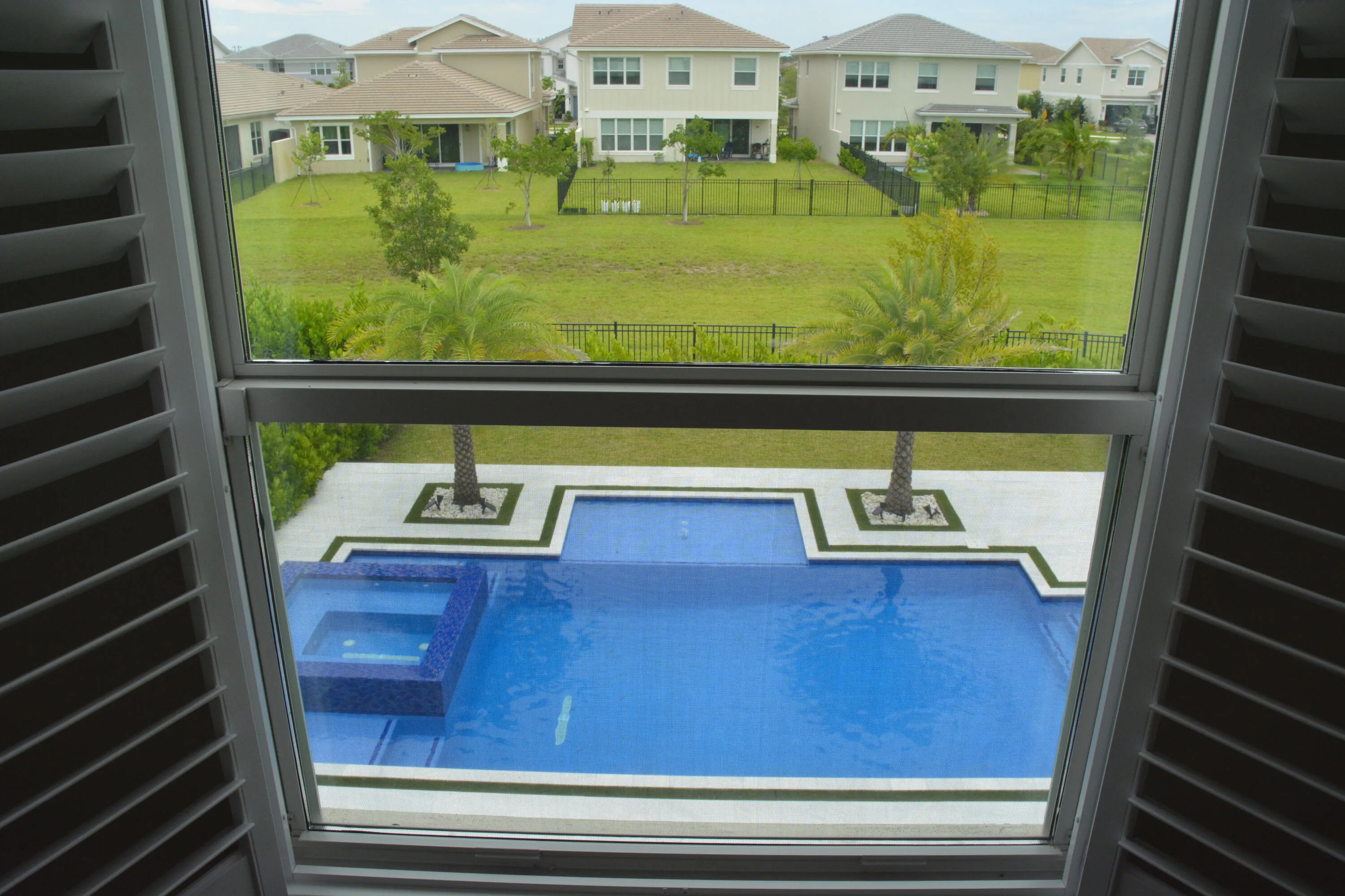 pool upstairs view