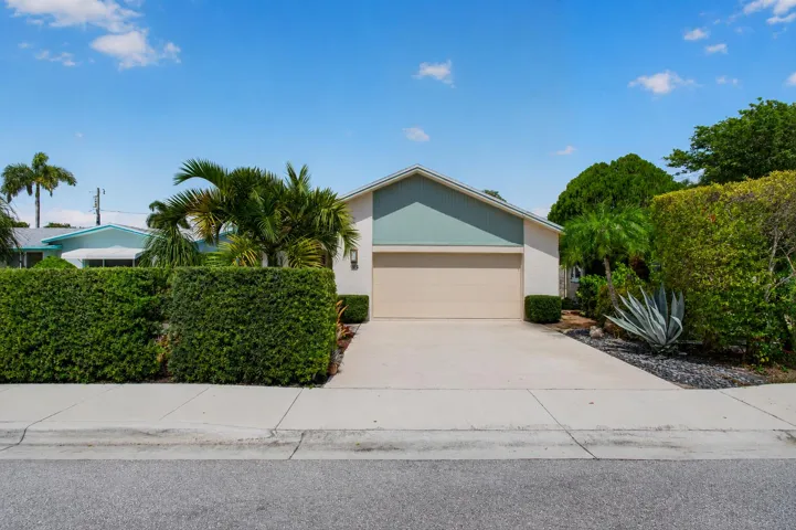 2 Car Garage