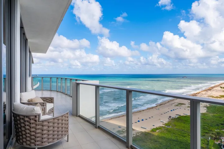Guest Balcony