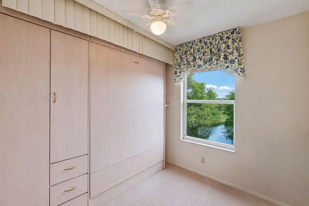 Third bedroom with Murphy bed