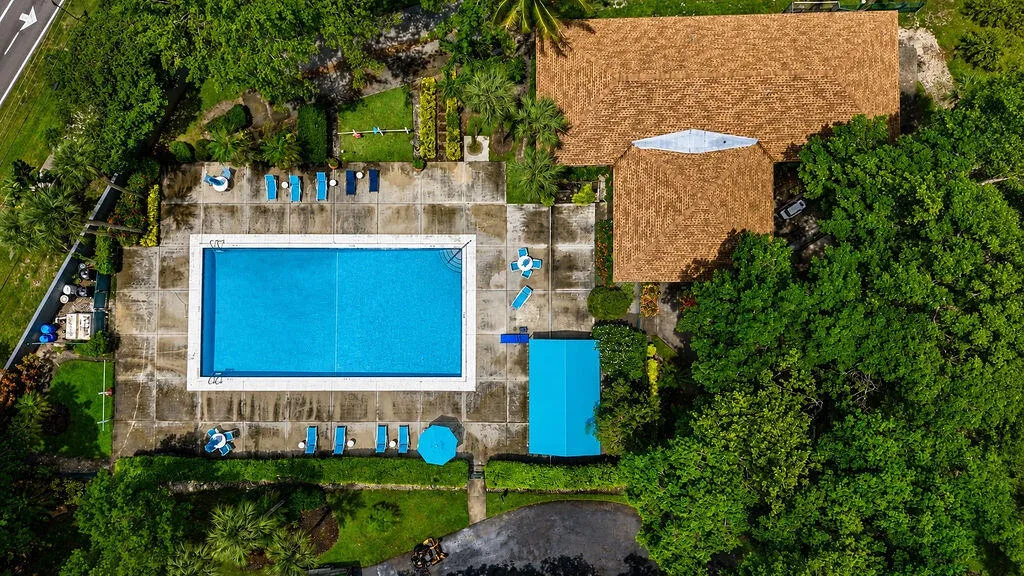 Community pool