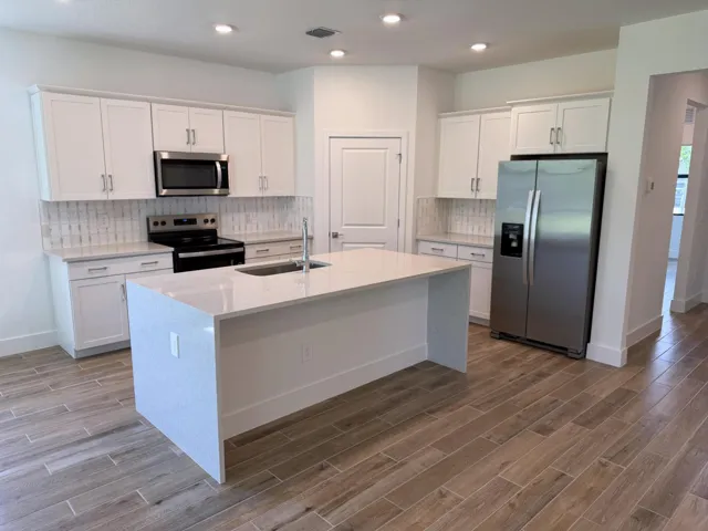 Lot 17 kitchen
