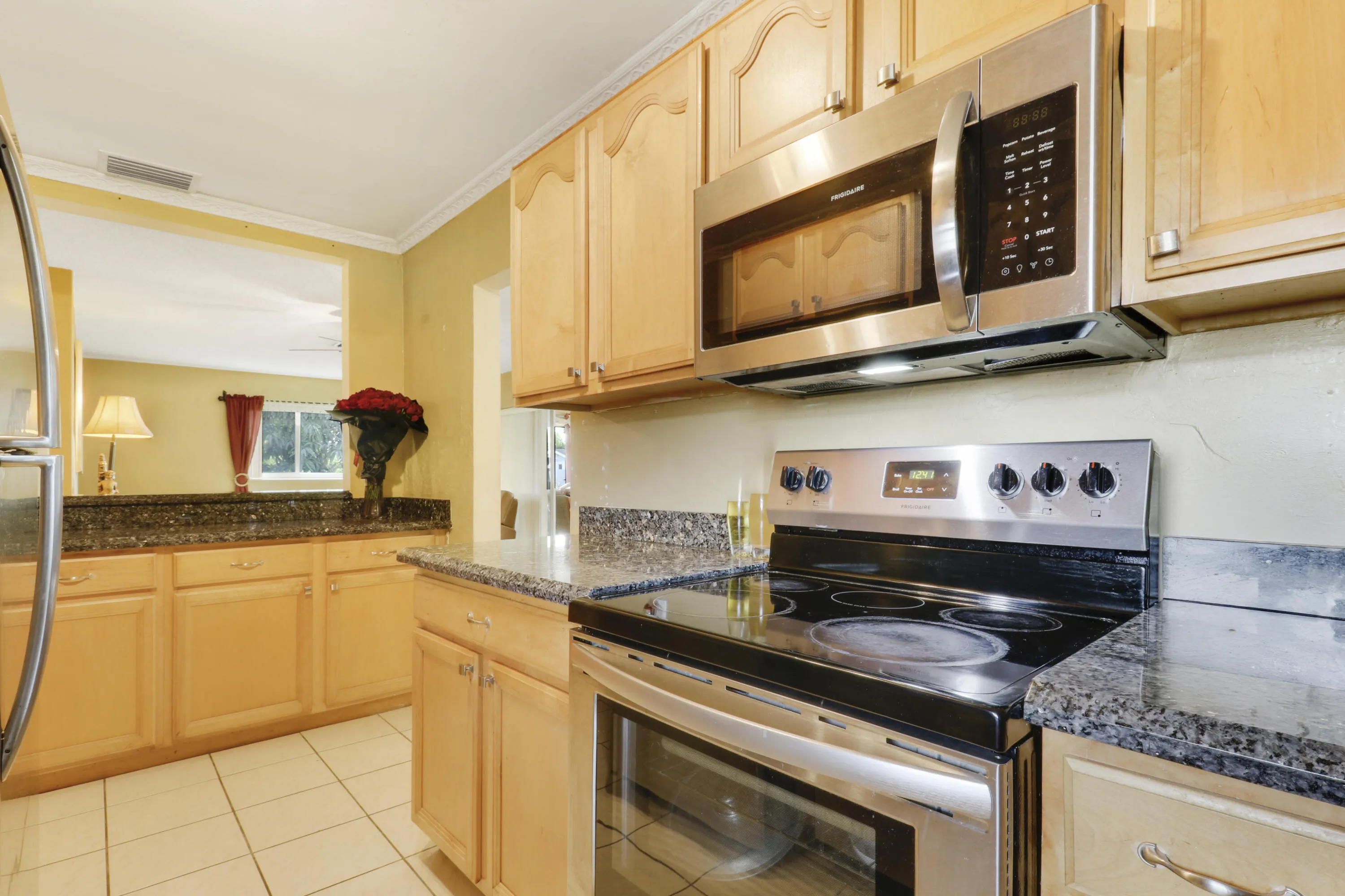 KITCHEN
