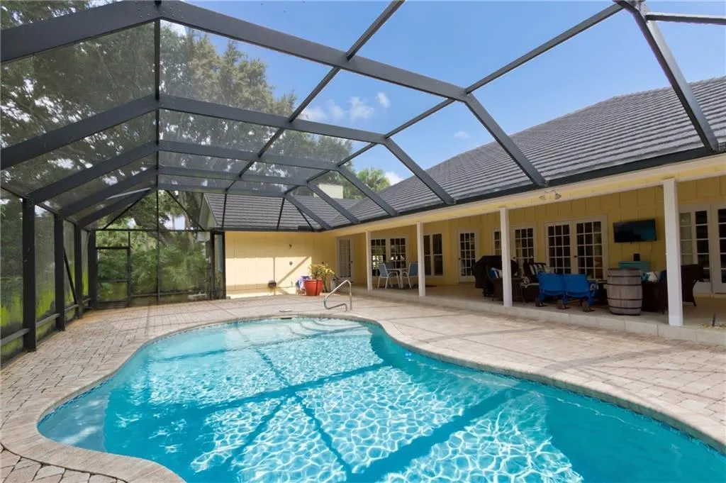 Property photo 32