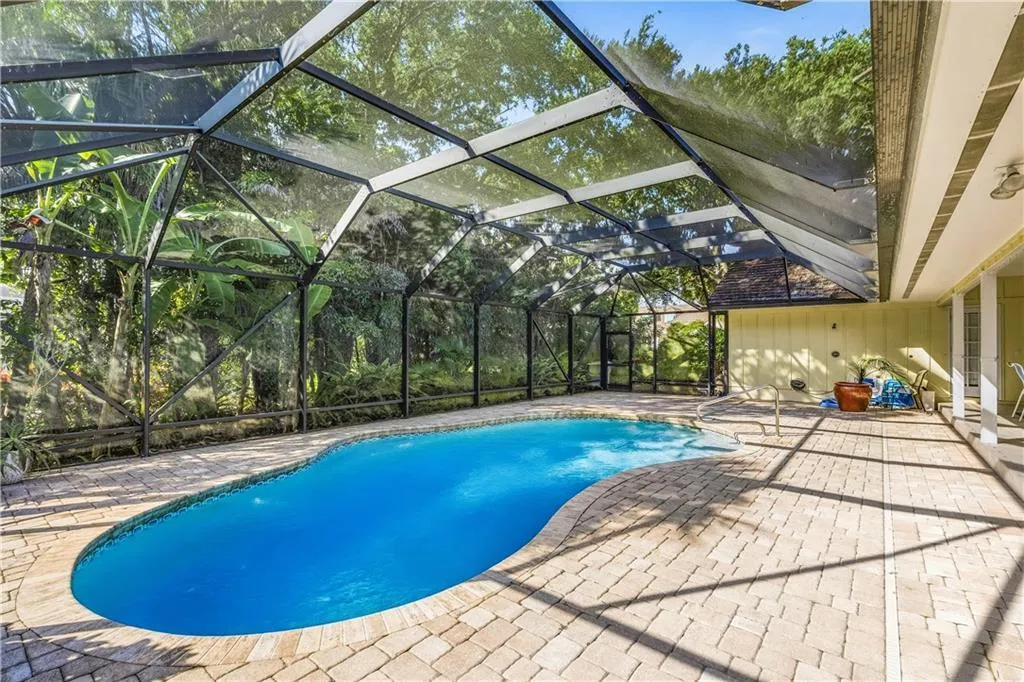 Property photo 31