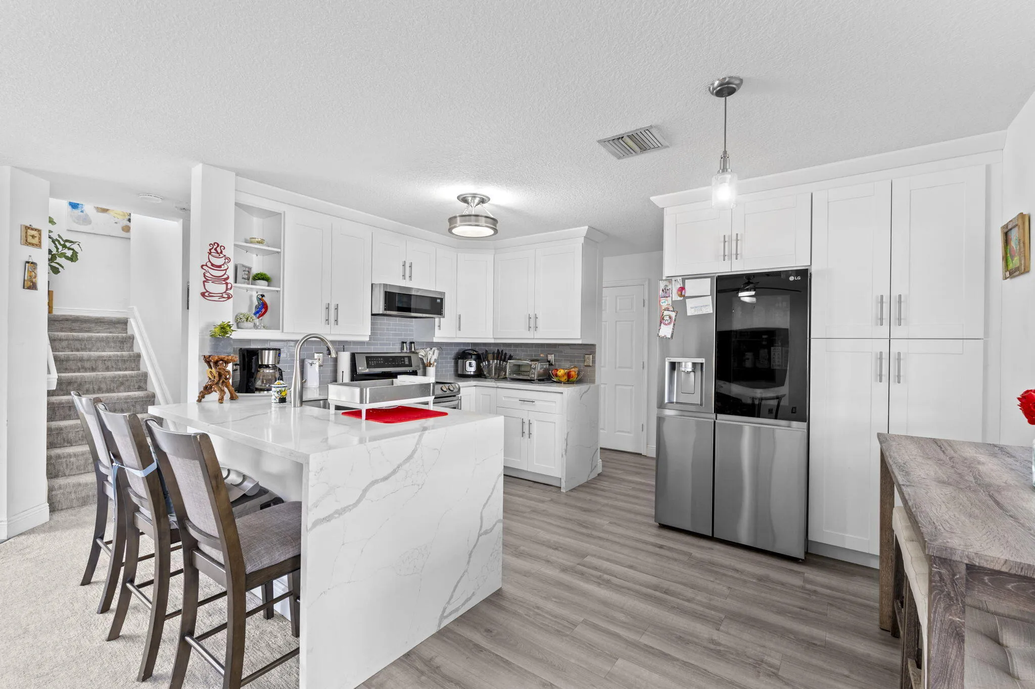 14-web-or-mls-A7404024