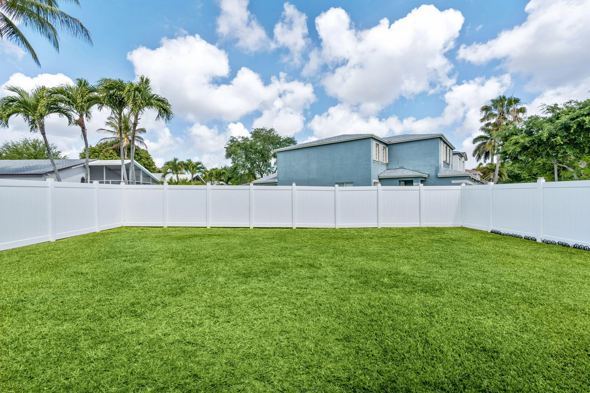 38-web-or-mls-A7404079