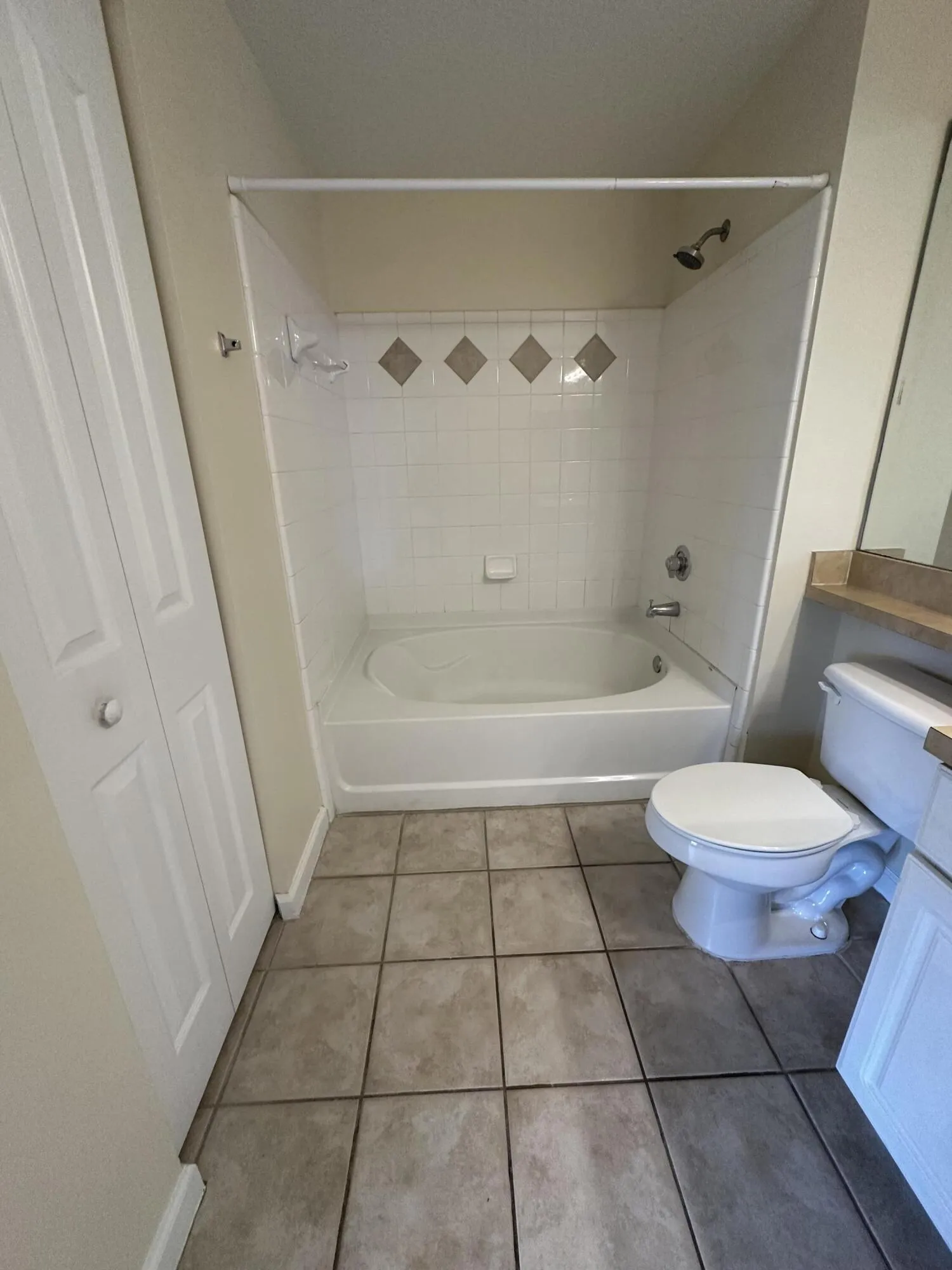 Second Bath Garden Tub