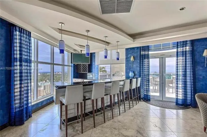 Clubhouse2