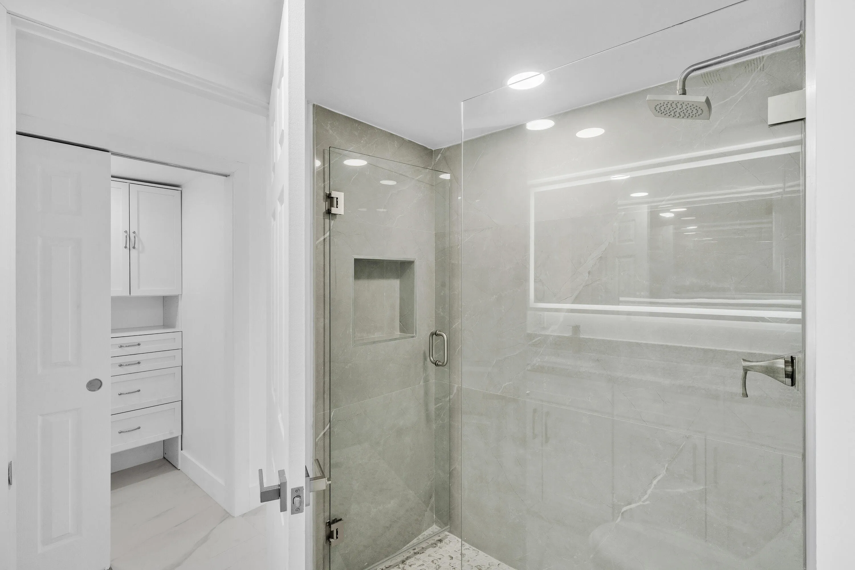 8 Primary Bathroom+Closet (3)