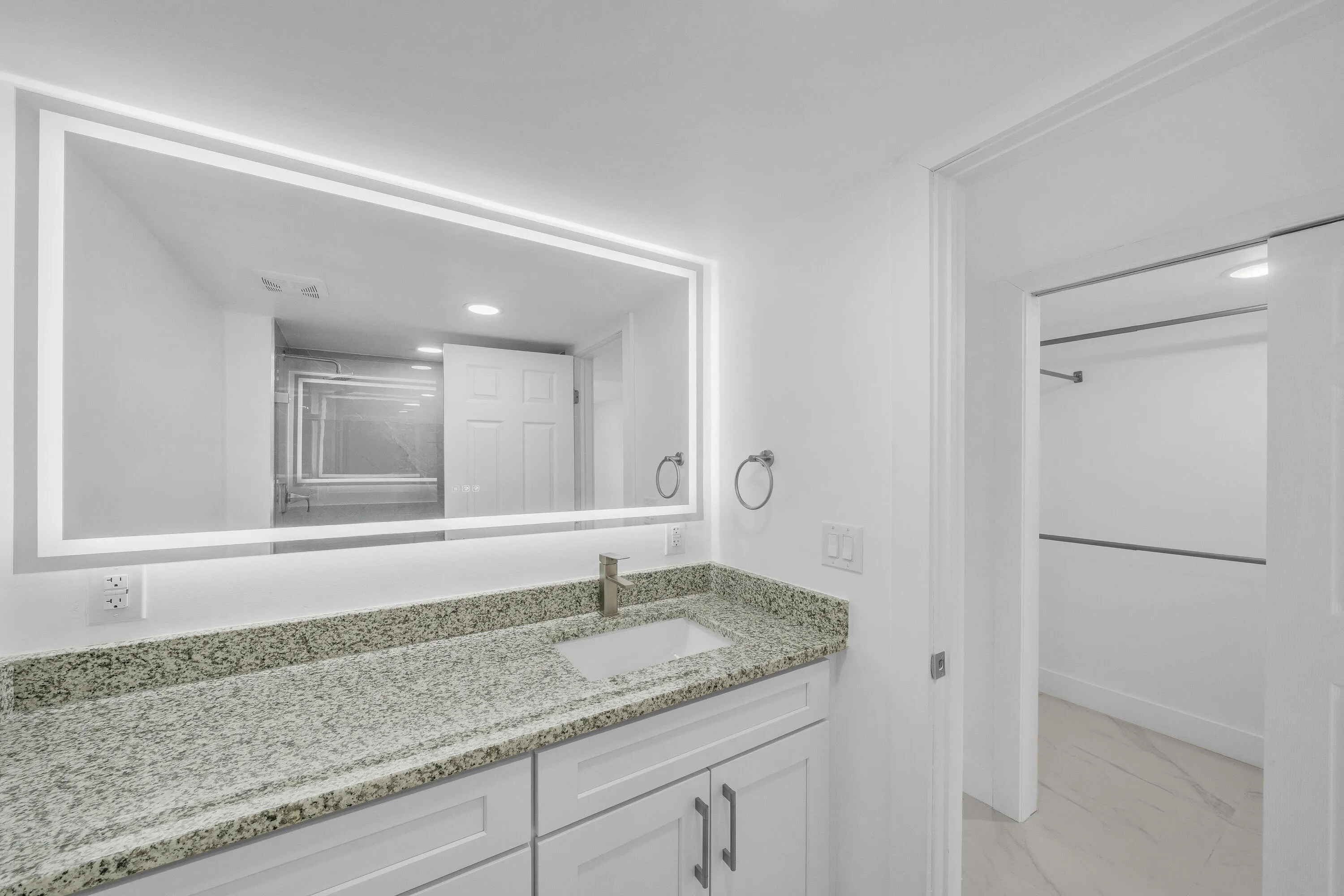 8 Primary Bathroom+Closet (4)