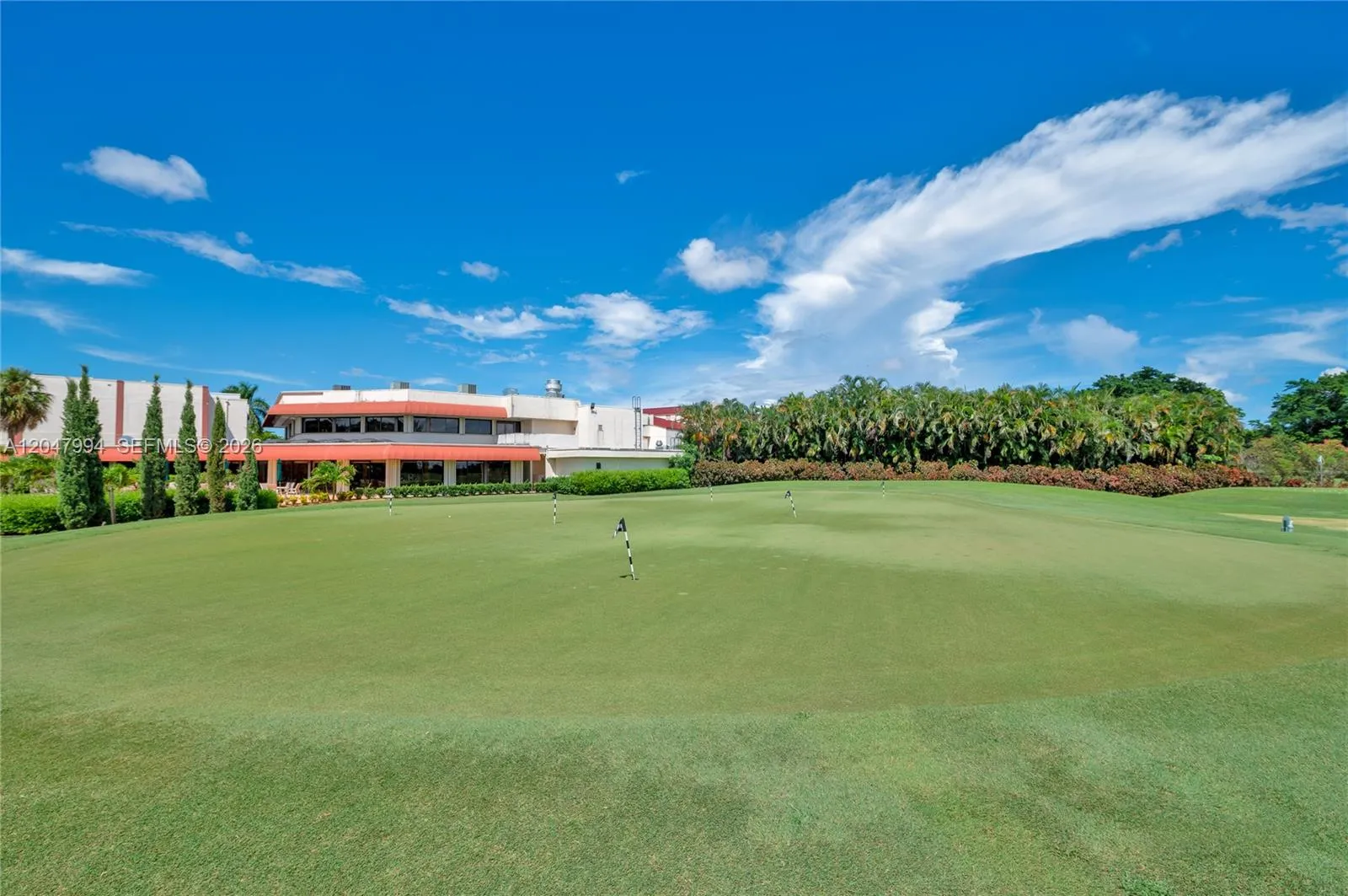 GOLF COURSE