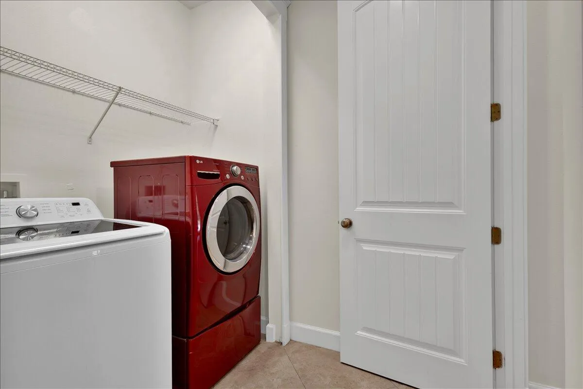 Property photo 86