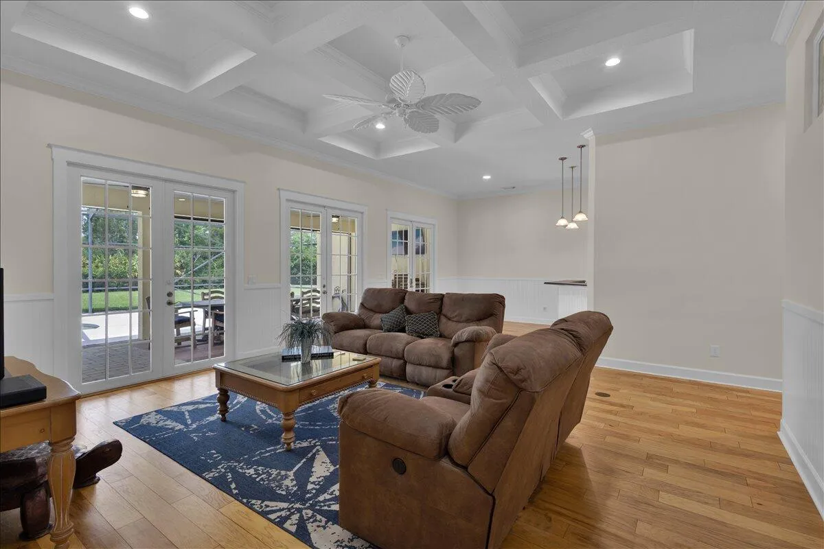 Property photo 36