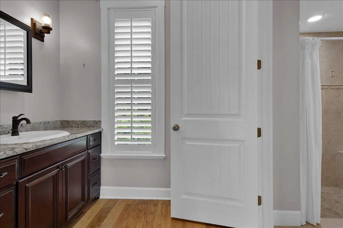 Property photo 78