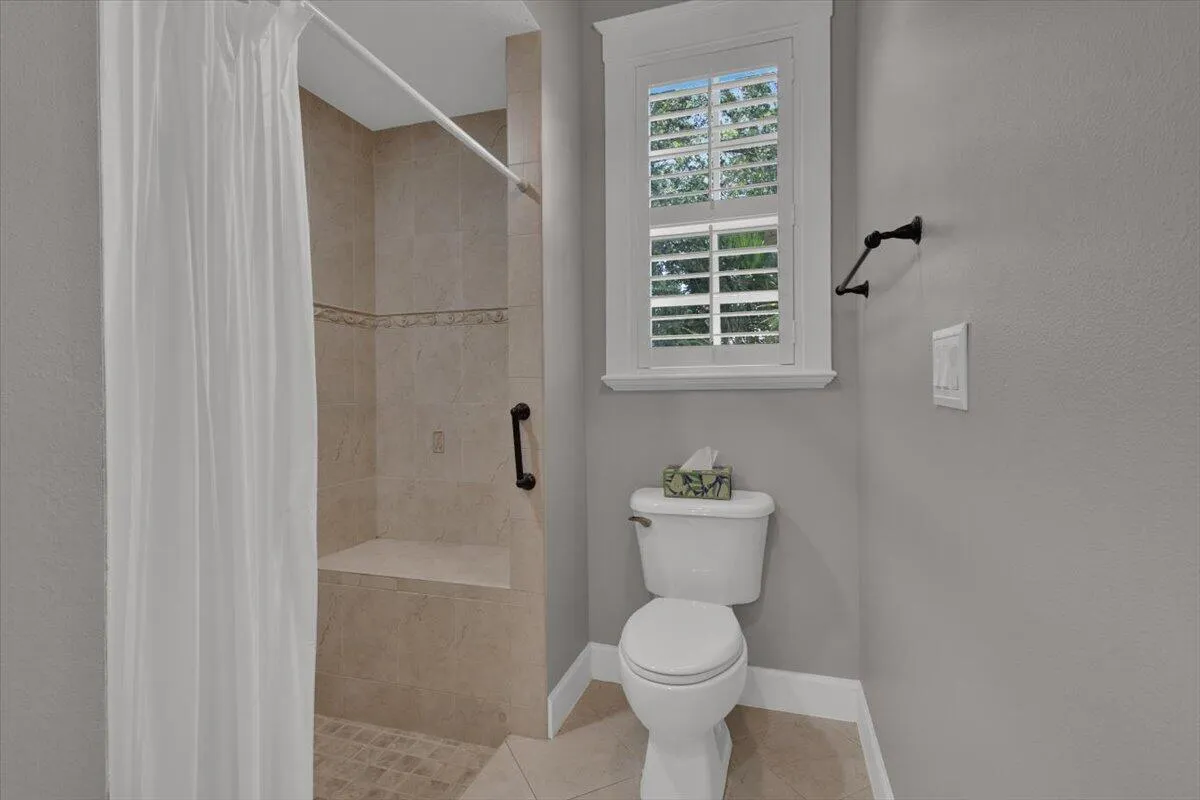 Property photo 79