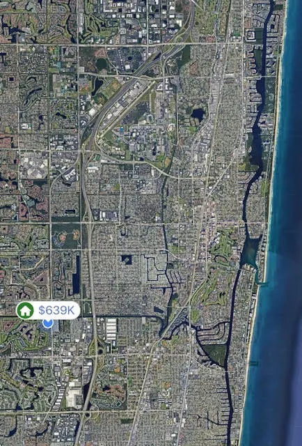 This residence is a 3-1/2 mile drive to the beach.