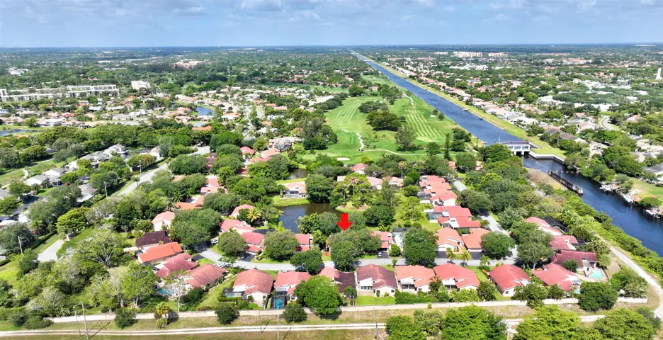 This picture shows the canal separating Palm Beach and Broward County.